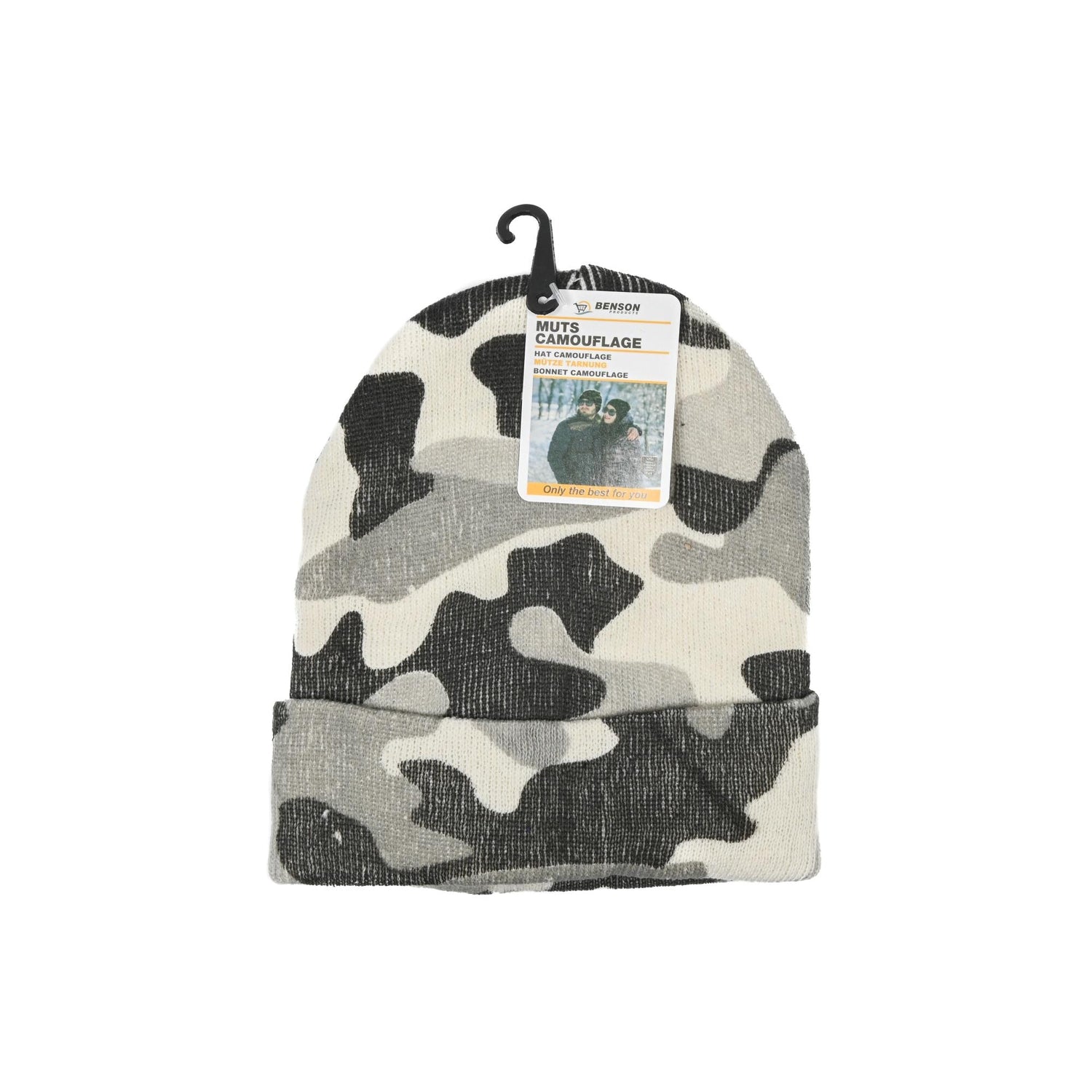 Strickmütze mit Tarnmuster in Schwarz, Grau und Beige, flach liegend mit Produktetikett und Aufhänger oben.