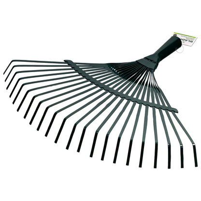 Laubbesen aus Metall mit breitem, fächerförmigem Kopf und zahlreichen gebogenen Zinken, am Griffende mit Etikett versehen.