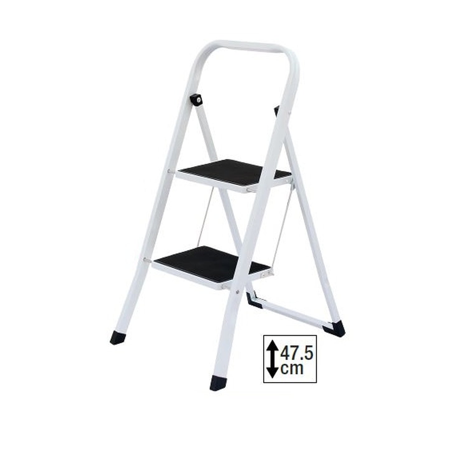 Weiße Klapptrittleiter mit zwei schwarzen Stufen und rutschfesten Füßen. Eine Markierung zeigt die Stehhöhe von 47,5 cm.