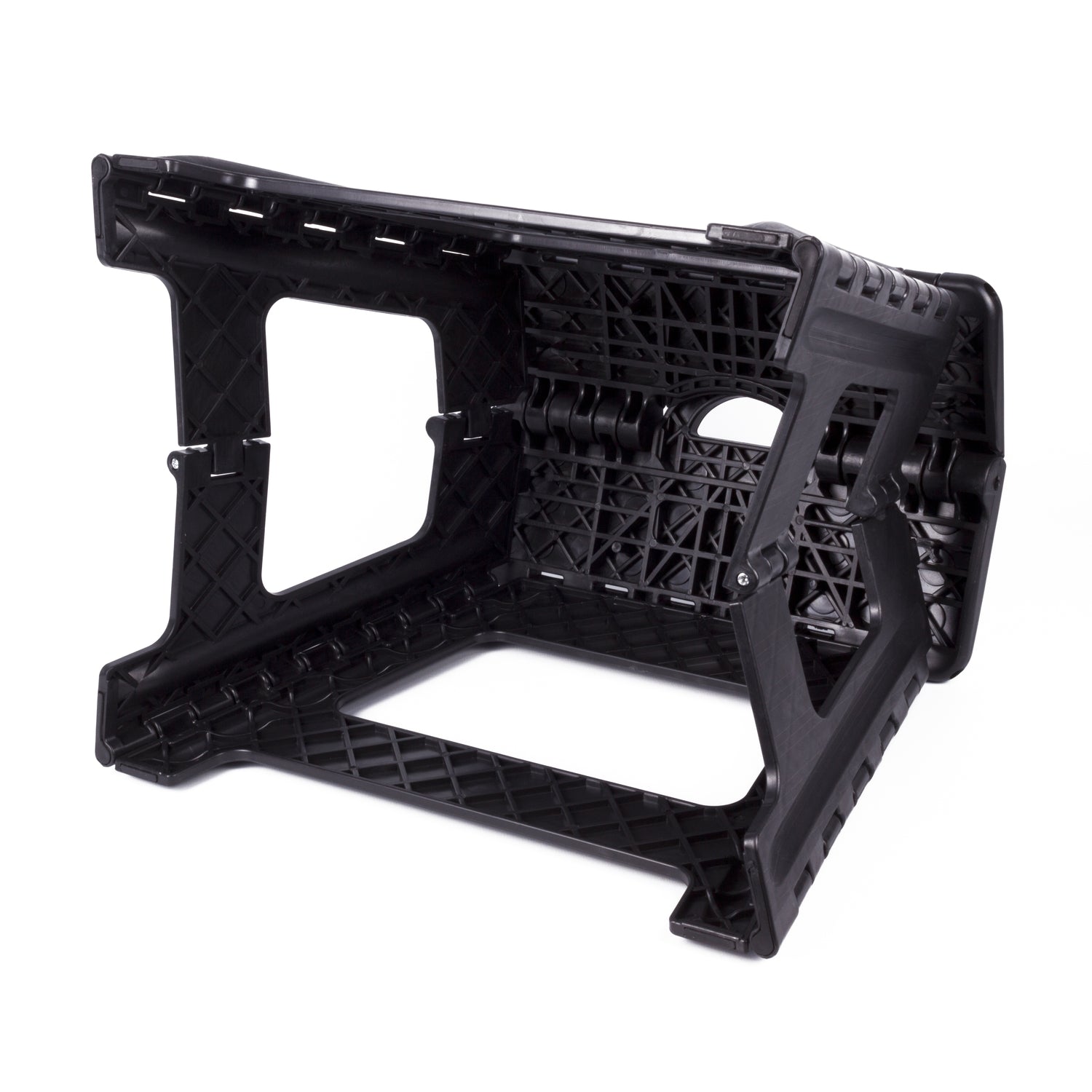 Umgedrehter schwarzer Klapphocker aus Kunststoff, der die Unterseite und das Verstrebungsmuster der Beine zeigt.