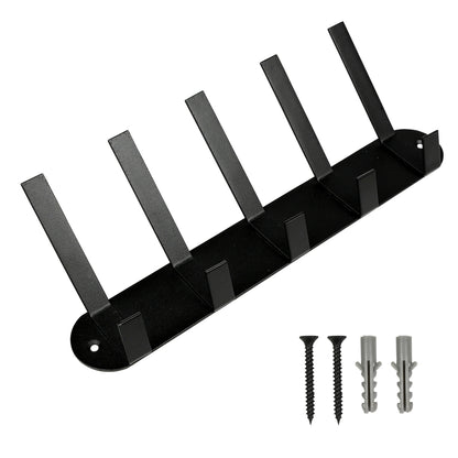 Schwarze Wandgarderobe aus Metall mit fünf Haken und beiliegenden Schrauben und Dübeln, auf weißem Hintergrund dargestellt.