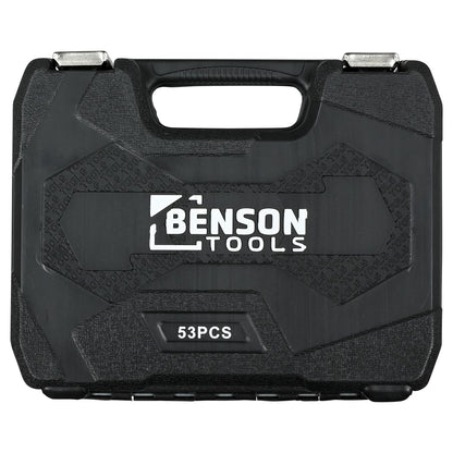Geschlossener schwarzer Kunststoffkoffer mit silbernen Metallschließen, geprägtem Benson-Tools-Logo und Aufschrift „53PCS“.