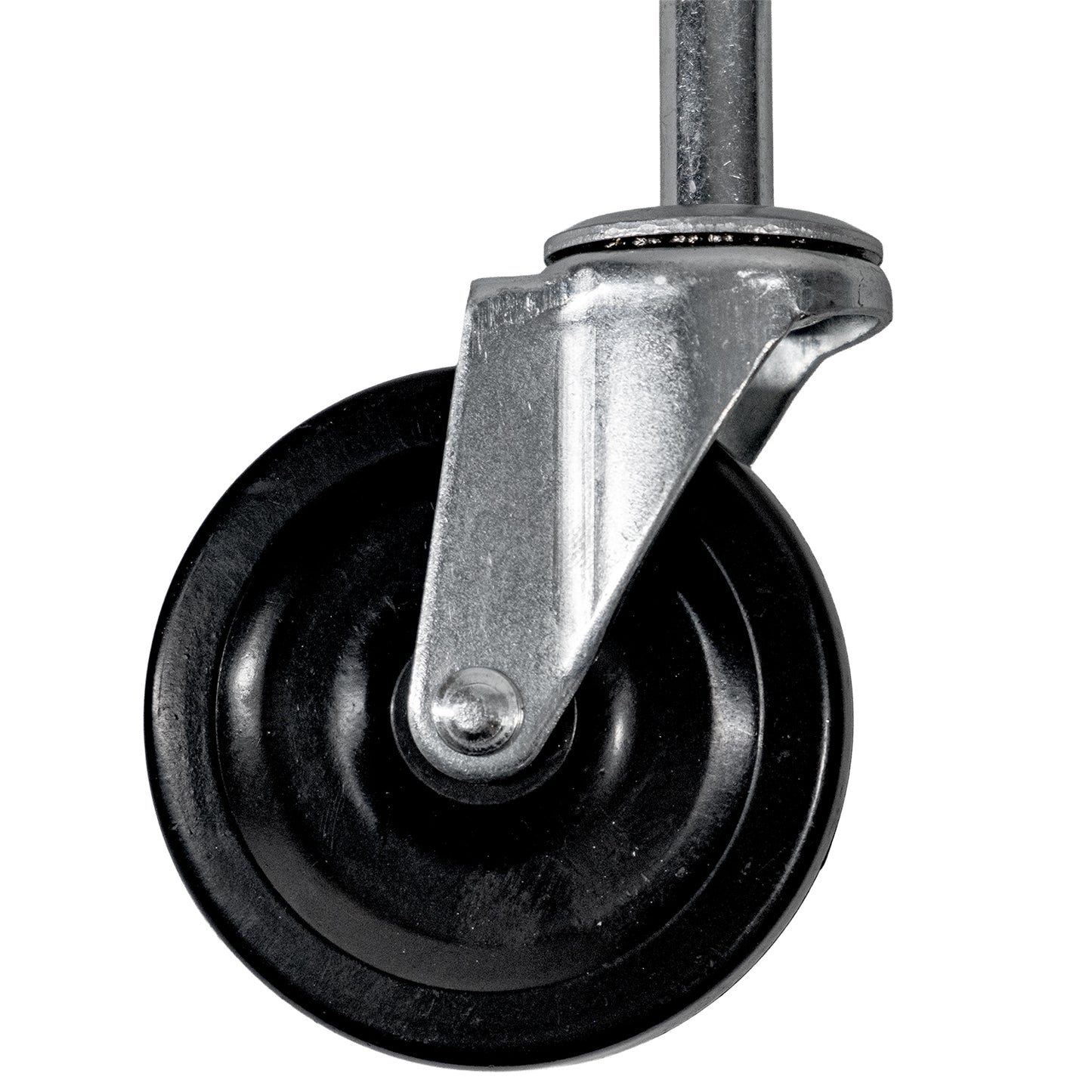 Detailansicht des schwarzen Kunststoffrads mit silberner Metallhalterung.