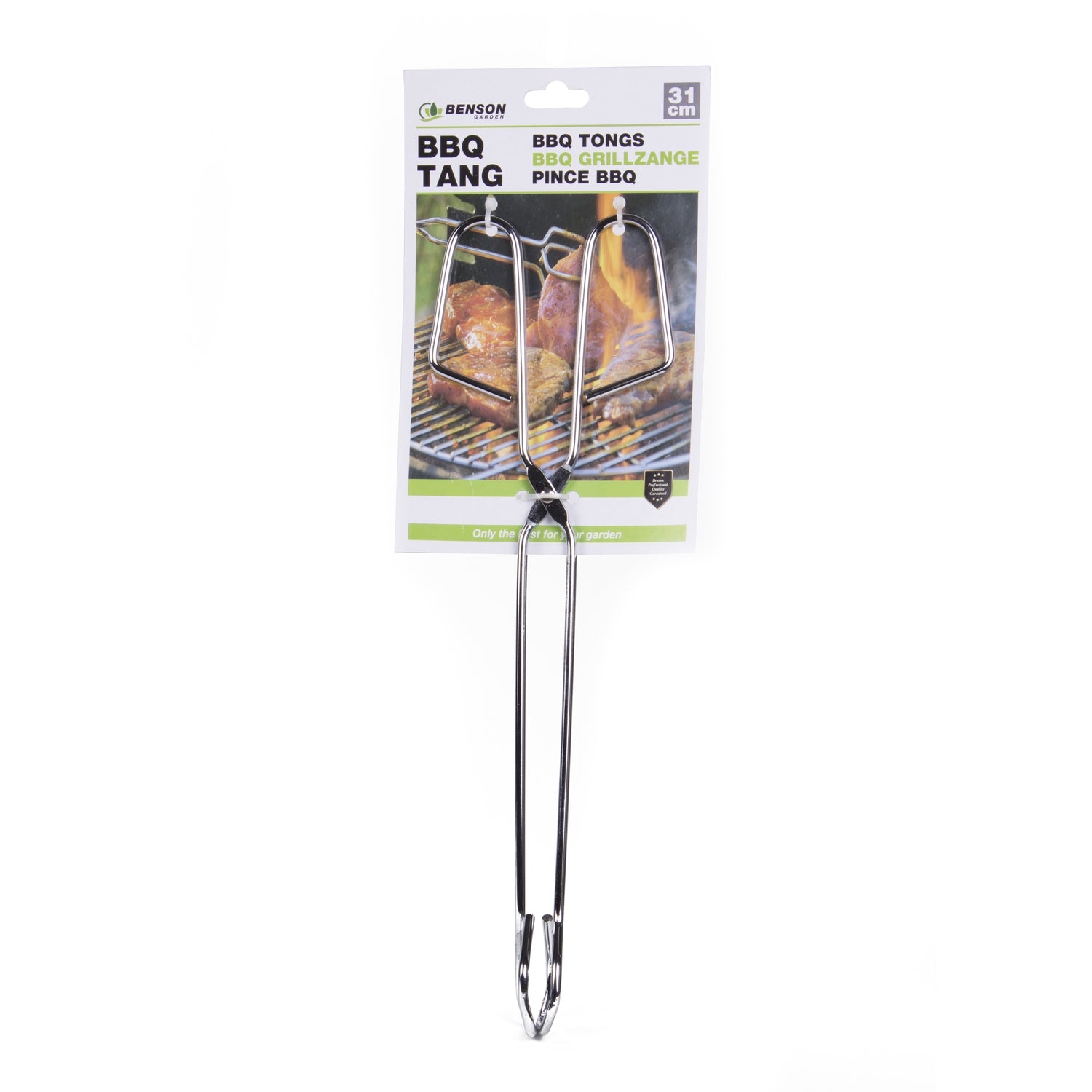 BBQ-Grillzange aus Metall in Verkaufsverpackung mit Aufdruck „BBQ TANG – 31 cm“, abgebildet vor einem Grill mit Fleischstücken.