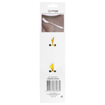 Rückseite der schmalen Verkaufsverpackung in Weiß mit kleinem Produktfoto eines Esslöffels, zwei goldfarbenen Befestigungsdrähten, Barcode sowie Artikel- und Batchnummer, freigestellt vor weißem Hintergrund.