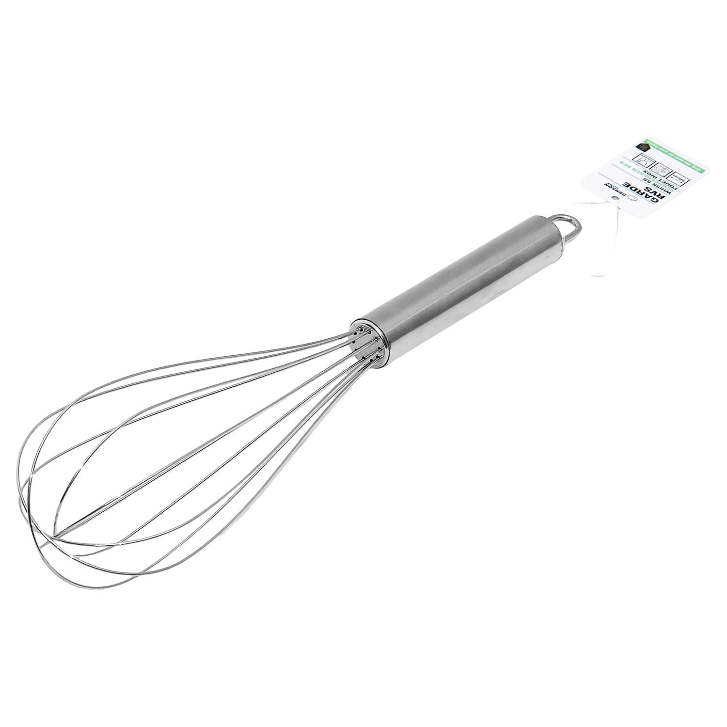 Edelstahl-Schneebesen mit zylindrischem Metallgriff und mehreren feinen Drahtschlaufen, seitlich liegend dargestellt, mit angehängtem Produktetikett, vor weißem Hintergrund.