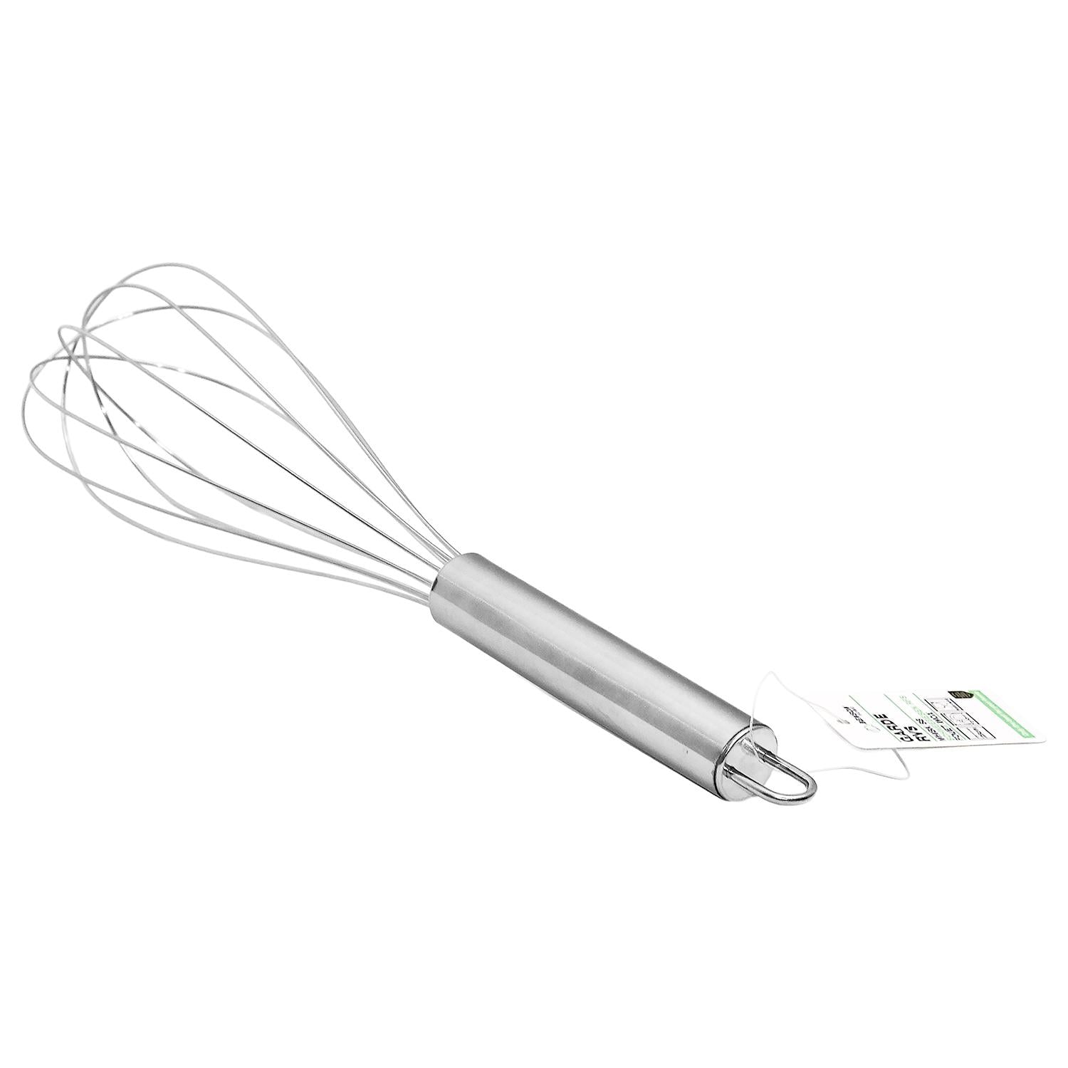 Edelstahl-Schneebesen in schräger Perspektive, Fokus auf Drahtkopf und glattem Metallgriff mit Aufhängeöse, inklusive Produktanhänger, freigestellt vor weißem Hintergrund.